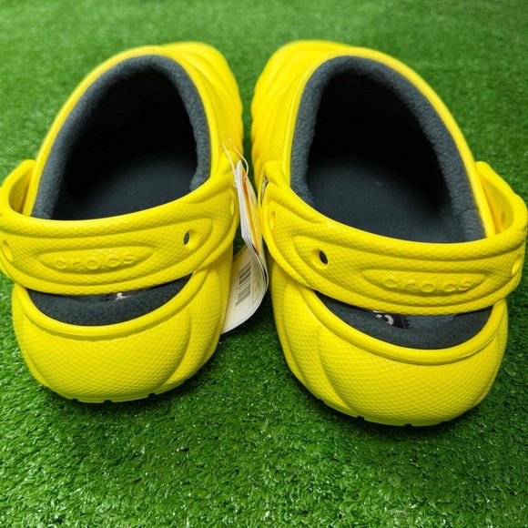 Crocs Classic Lined Overpuff Clog - Picture 3 of 4